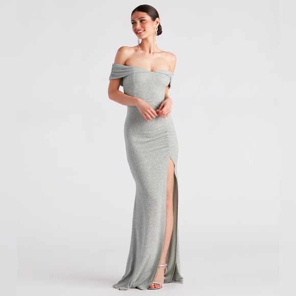 Sage glittery maxi dress - Picture 2 of 6